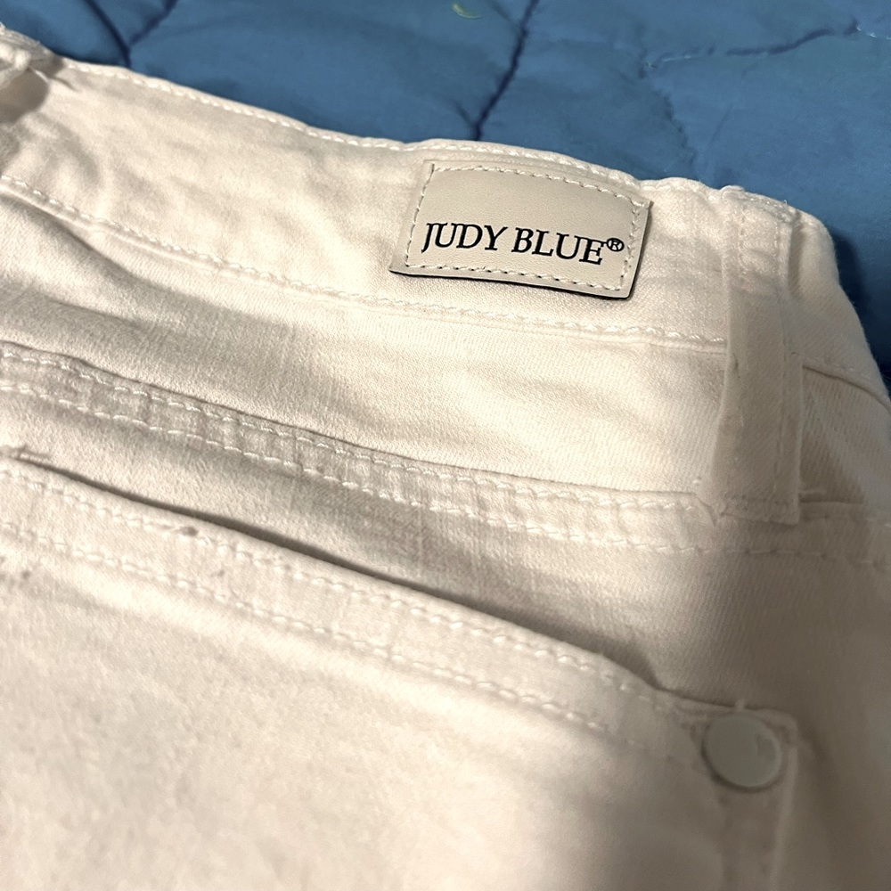 COPY - Judy Blue White Skinny Fit Jeans size 9/29